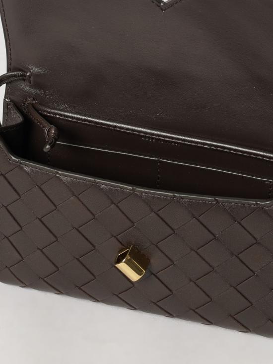 26FW 보테가베네타 안디아모 파우치 온 스트랩 836940VCPP2 2190 Brown - BOTTEGA VENETA