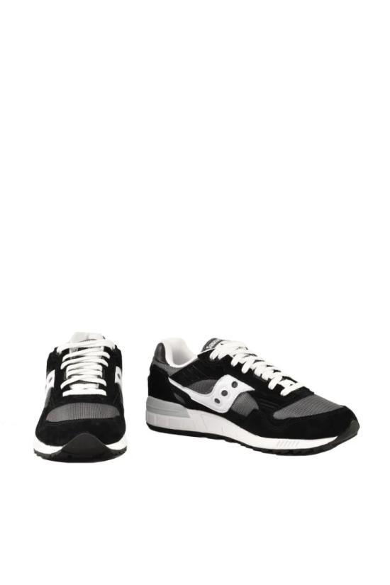  써코니 스니커즈 블랙 로우탑 가죽 - SAUCONY