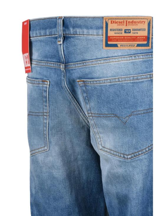 25FW 디젤 데님 팬츠 연한 파란색 스트레치 코튼 레귤러 진 - DIESEL