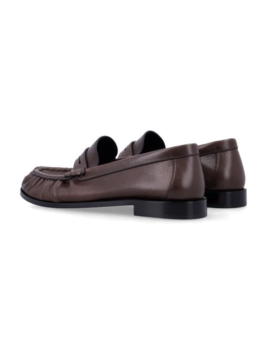 26FW 생로랑 매트 레더 서플 르 로퍼 83947125VAA 2128 Marrone - SAINT LAURENT