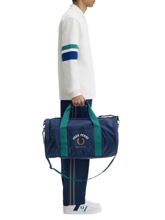 26SS 프레드페리 캐리어 L2176X86 Blue - FRED PERRY