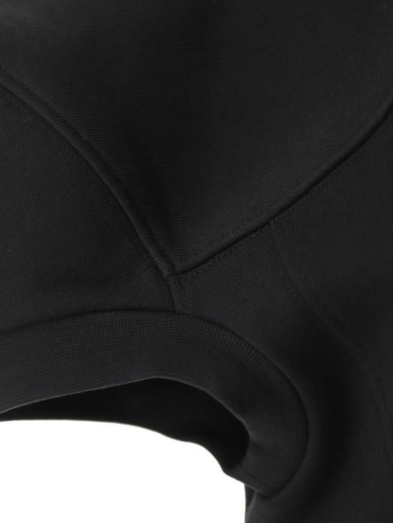  비비안웨스트우드 크롭 풋볼 스웨트셔츠 1I010007J0006PON401PO Black - VIVIENNE WESTWOOD