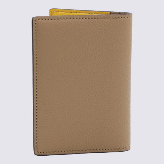26FW 펜디 남성지갑 7M0381 B09XF1X5F YELLOW BROWN - FENDI