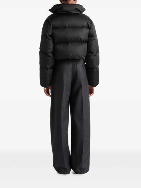 26FW 프라다 크롭 리나일론 다운 재킷 크롭 리나일론 다운 재킷 29D056SOOO1WQ8 F0002 BLACK - PRADA