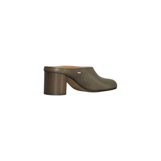 26SS 마르지엘라 타비 데콜테 뮬 S58WP0302P3753 T2149 Verde Oliva - MAISON MARGIELA