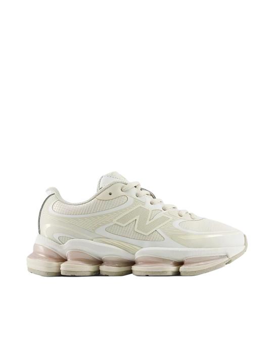 26FW 뉴발란스 스니커즈 3386856 Neutrals