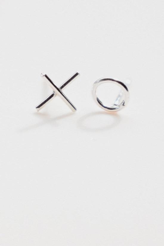  데비 아츠 이어링 데비 아트 콜렉티브 실버 Xo 스터드