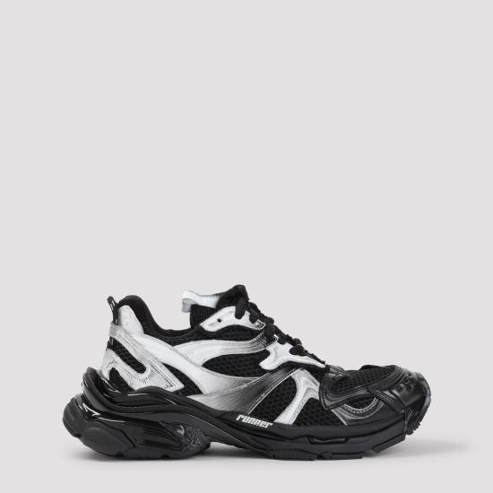 26FW 발렌시아가 러너 스니커즈 779066 WRN2G 1090 BLACK WHITE