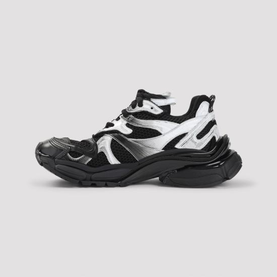 26FW 발렌시아가 러너 스니커즈 779066 WRN2G 1090 BLACK WHITE - BALENCIAGA