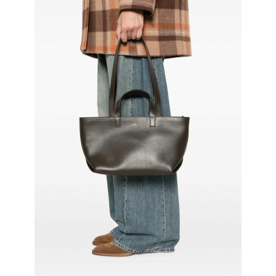 26FW 아페쎄 숄더백 PXCEN F67073 KBE BROWN - A.P.C.
