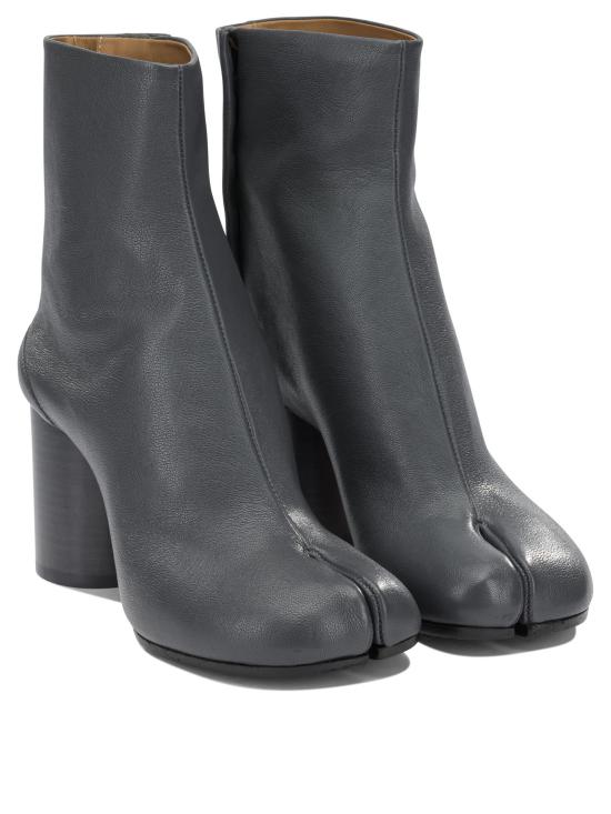 26FW 마르지엘라 타비 힐 스웨이드 부츠 S58WU0260P3753T6057 GREY - MAISON MARGIELA