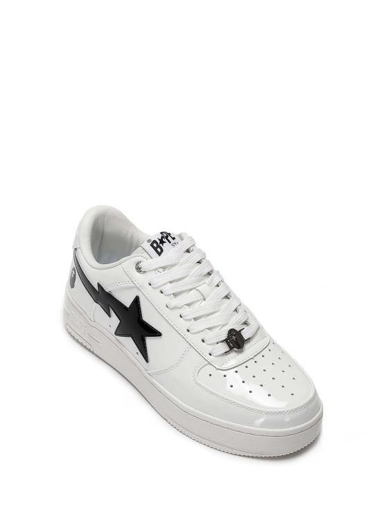 26SS 베이프 스니커즈 001FWM301302M White - BAPE
