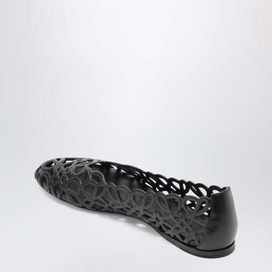 26FW 로에베 페탈 아나그램 램스킨 발레리나 LLST466X17LE Black - LOEWE