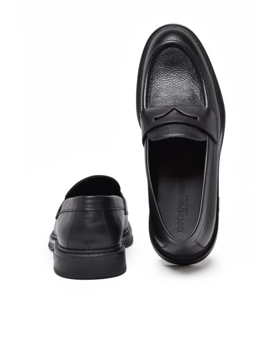 25FW 엠포리오 아르마니 로퍼 블랙 해머드 가죽 페니 - EMPORIO ARMANI
