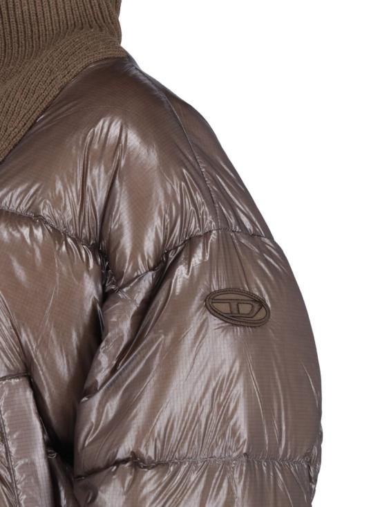 26FW 디젤 숏패딩 A23390 0BKCP96H Brown - DIESEL