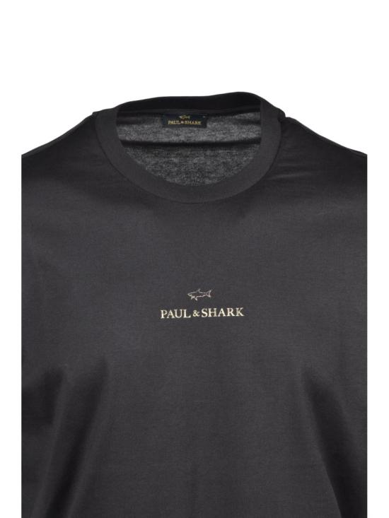 25SS 폴앤샤크 반팔 티셔츠 골드 로고 디테일이 돋보이는 클래식 블랙 코튼 티셔츠 - PAUL & SHARK