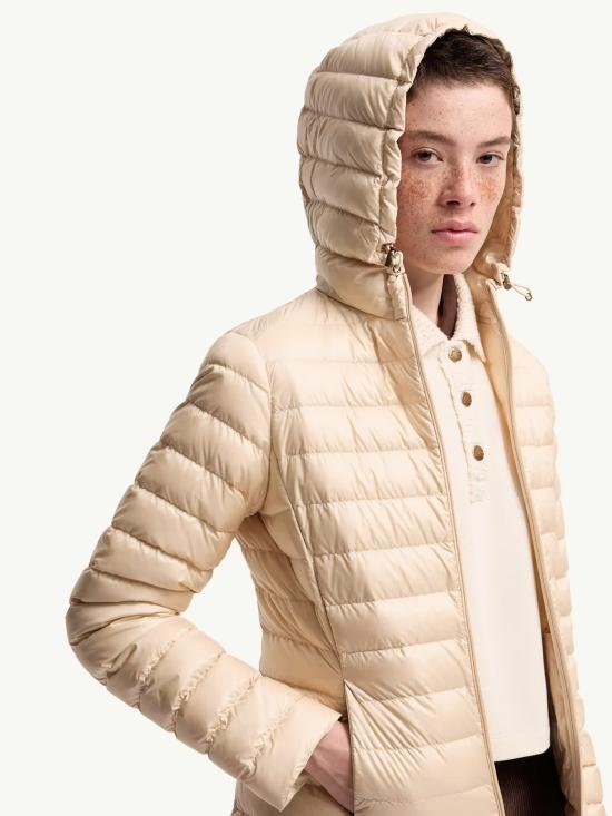 26FW 몽클레어 이겔후드 쇼트 다운 재킷 이겔후드 쇼트 다운 재킷 L20931A00092597YG 21N BEIGE - MONCLER