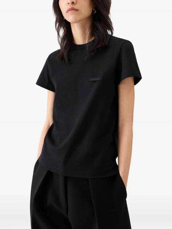 26FW 자크뮈스 그로그랭 로고 솟슬리브 티셔츠 TSW00550AJ00029 990 BLACK - JACQUEMUS