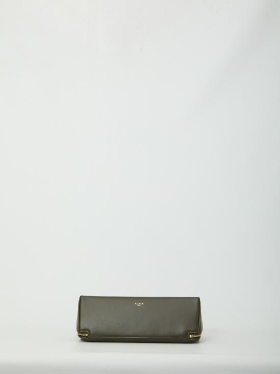 26FW 알라이아 카무플라주 델타 백 스몰 백 AA1L1015I255 U21 GREEN - ALAIA