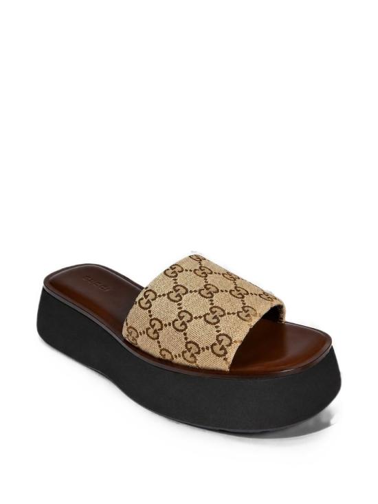 26FW 구찌 플랫폼 슬라이드 샌들 플랫폼 슬라이드 샌들 A0034R FAFUW9611 - GUCCI