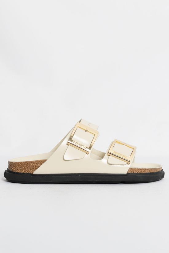 26SS 버켄스탁 애리조나 드롭렛 버클 1031809 SHINE ECRU Beige