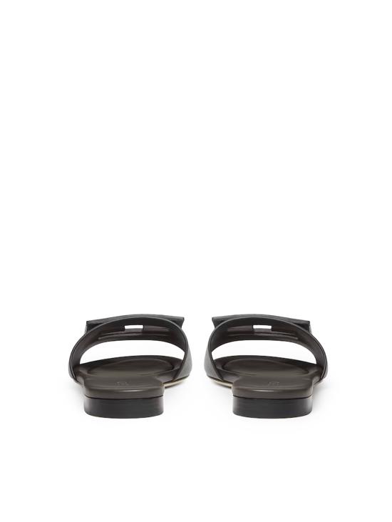 26FW 펜디 뮬/슬리퍼 8R9264 B1RFF1UOL BROWN - FENDI