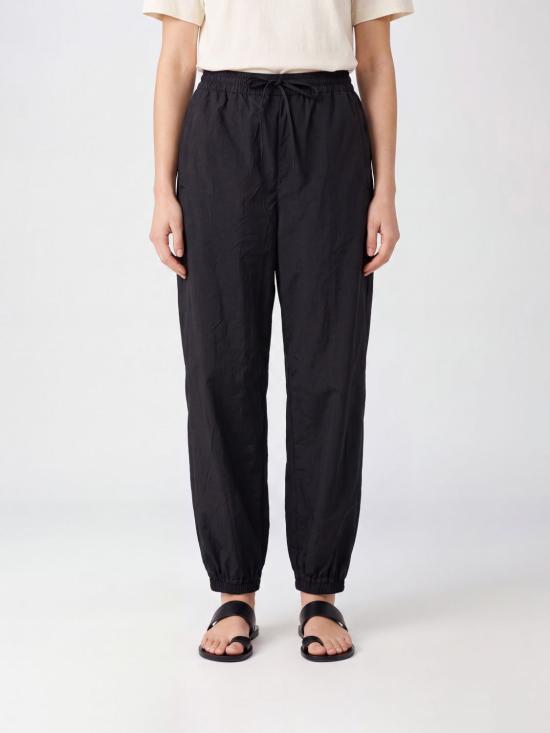 26SS 로에 트레이닝/조거 팬츠 41830205 001 Black
