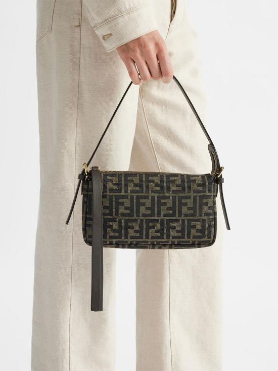 26FW 펜디 FF 자카드 지퍼 탑 스몰 숄더백 8BS123B17A F14YN MARRONE - FENDI