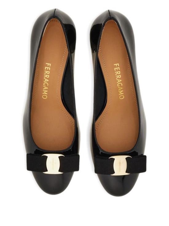 26SS 살바토레 페라가모 힐/펌프스 01L1160 790725NERO - SALVATORE FERRAGAMO