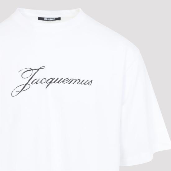26FW 자크뮈스 로고 프린트 장식 티셔츠 TSM00639AJ00289 100 WHITE - JACQUEMUS