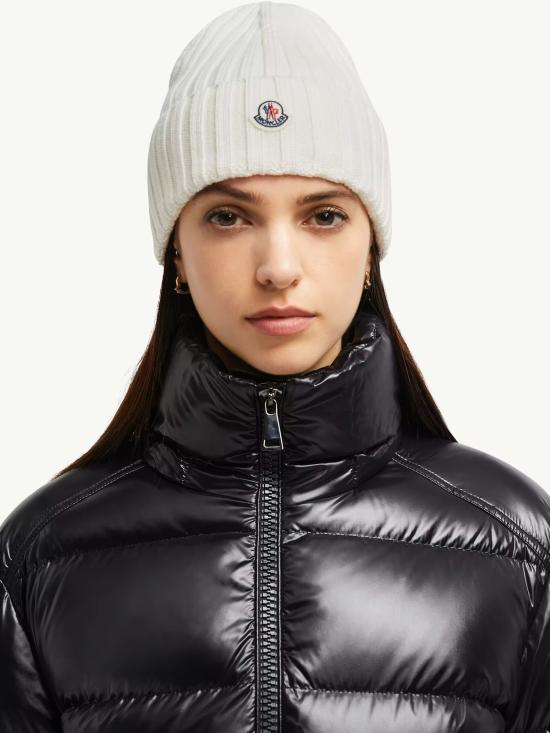 26FW 몽클레어 로고 울 비니 로고 울 비니 L20933B00036A9327030 BIANCO - MONCLER