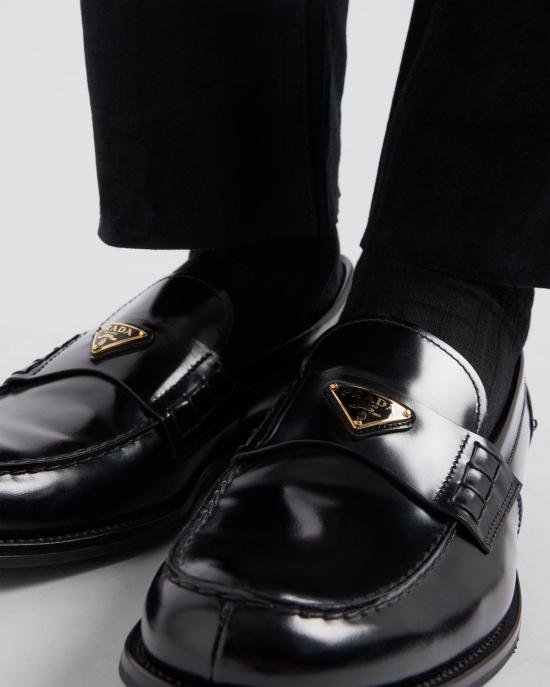 26FW 프라다 브러쉬드 레더 로퍼 2DB223055 F0002 BLACK - PRADA