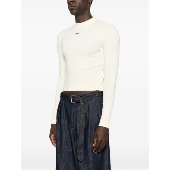 26FW 자크뮈스 긴팔 티셔츠 TSW00155A AJ00124 130 NEUTRALS - JACQUEMUS