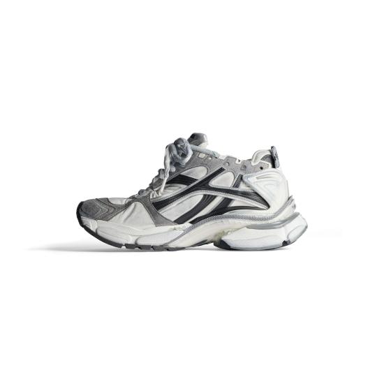 26FW 발렌시아가 러너 스니커즈 772767W3RNY 9012 GREYWHTBLC - BALENCIAGA