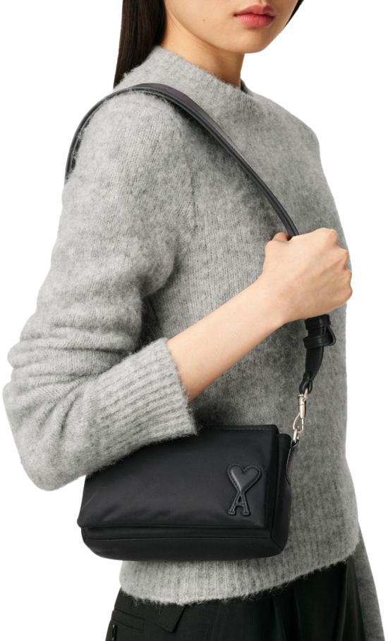 26FW 아미 톤온톤 하트 로고 나일론 마르셀 런치 박스 백 ULL710 AW0001001 BLACK - AMI