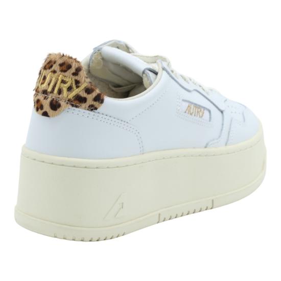 26FW 오트리 메달리스트 플랫폼 스니커즈 PTLWVO01 White - AUTRY