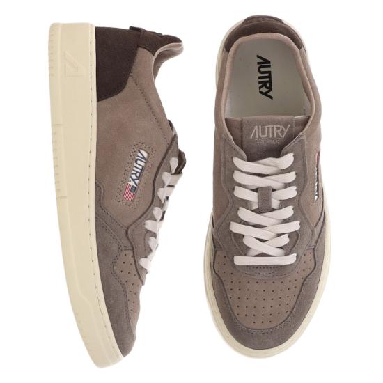 26FW 오트리 메달리스트 로우 스니커즈 AULMTS41TRICSUEDETAUPECOTTO Brown - AUTRY