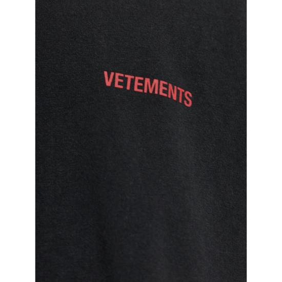 26FW 베트멍 반팔 티셔츠 MH27TR142B BKRED BLACK - VETEMENTS