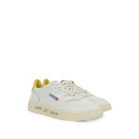 26FW 오트리 메달리스트 로우 스니커즈 AULM ML07 WHITE YELLOW - AUTRY