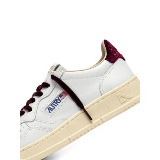 26FW 오트리 메달리스트 로우 레더 스니커즈 AULW VZ01 WHITE - AUTRY