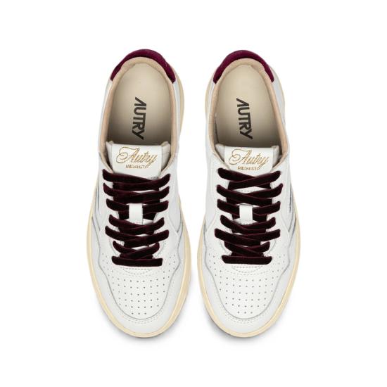 26FW 오트리 메달리스트 로우 레더 스니커즈 AULW VZ01 WHITE - AUTRY