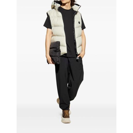 26FW 몽클레어 반팔 티셔츠 89AYW 8C000 37 999 BLACK - MONCLER