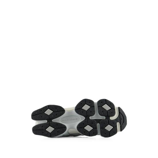26FW 뉴발란스 9060 스니커즈 U906011M GREY - NEW BALANCE