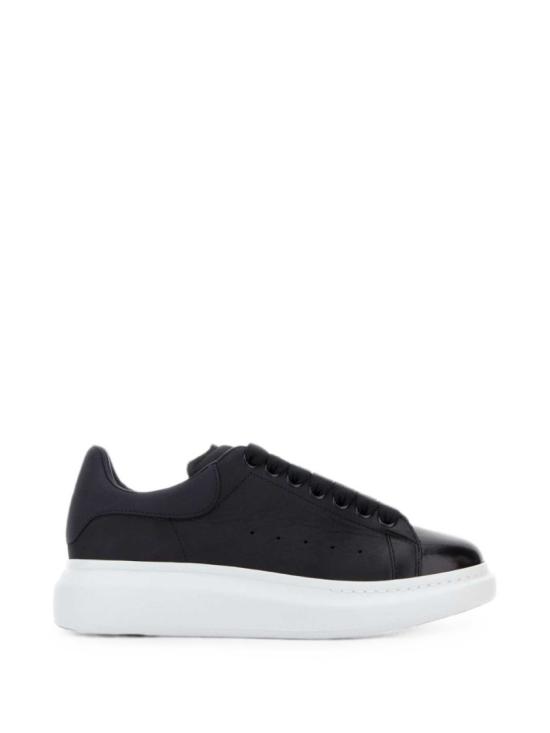 26FW 알렉산더 맥퀸 오버사이즈 드 스니커즈 553680WIAKR4008 Black