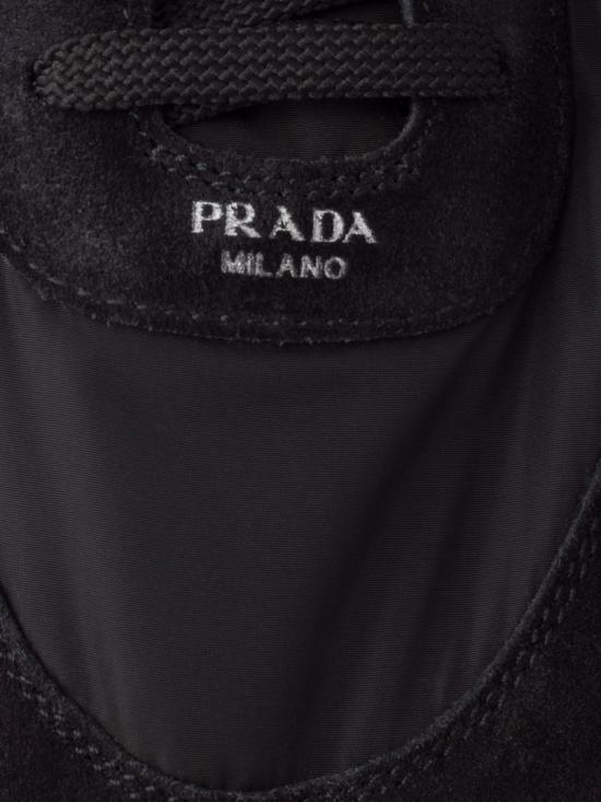 26FW 프라다 컬랩스 리나일론 앤 스웨이드 엘라스티사이즈 스니커즈 2EG479D7CF G001F0002 Black - PRADA