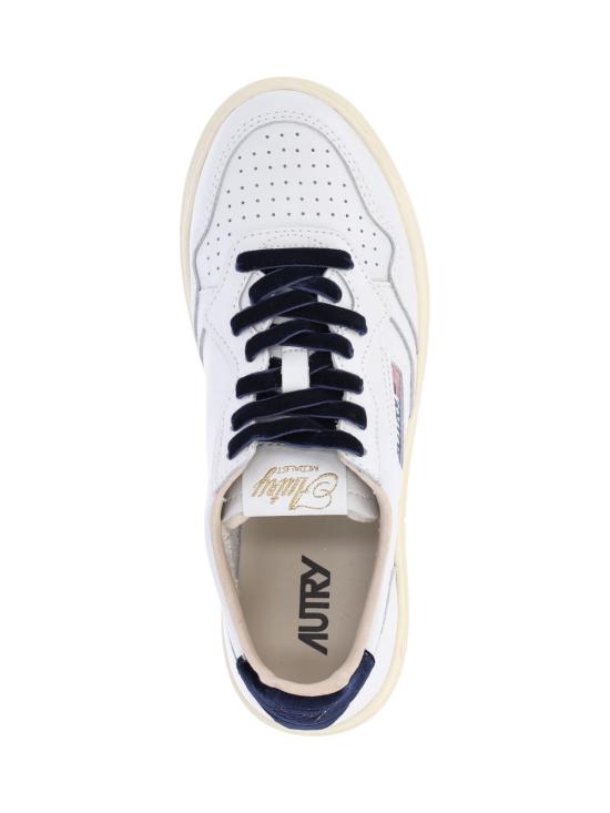 26FW 오트리 메달리스트 로우 레더 스니커즈 AULW VZ02 WHITE - AUTRY