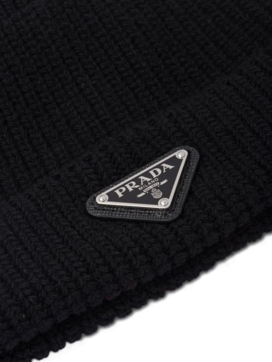 26FW 프라다 트라이앵글 로고 니트 비니 2HC4263IMF0002 Black - PRADA
