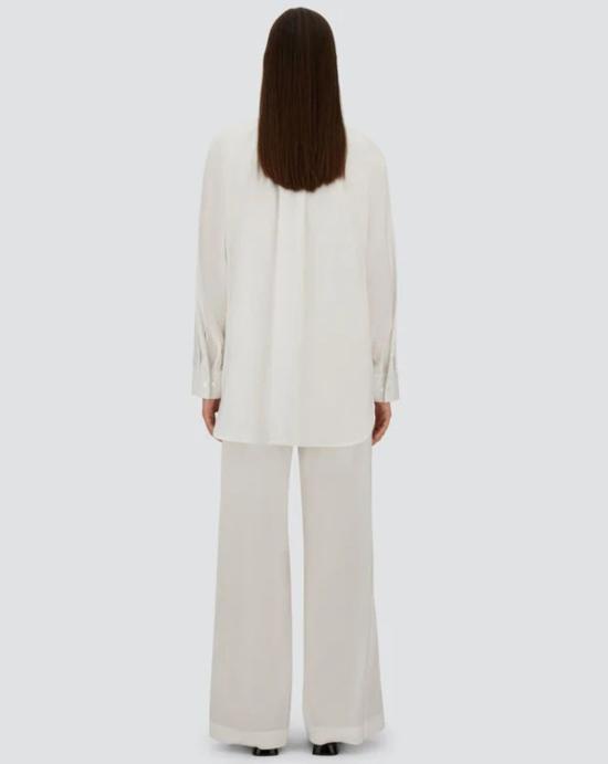 26SS 에르노 스트레이트 팬츠 PT000213D 132881000 White - HERNO