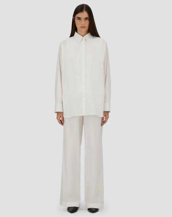 26SS 에르노 스트레이트 팬츠 PT000213D 132881000 White - HERNO