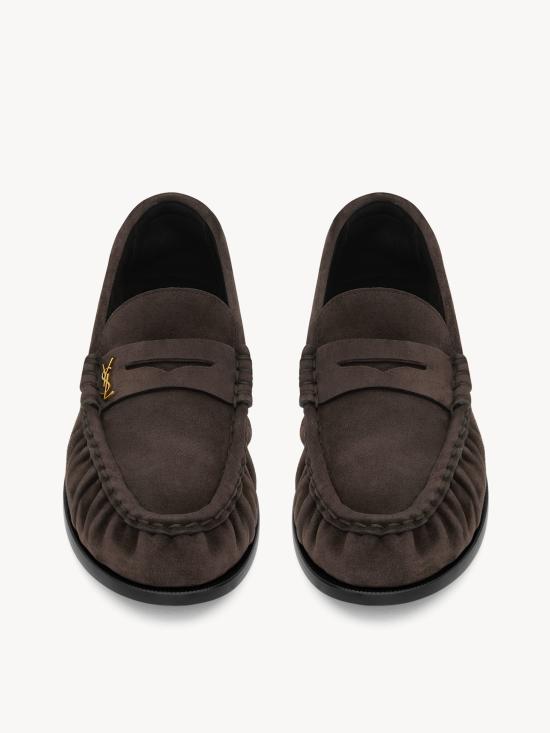 26FW 생로랑 레 로퍼 카산드라 스웨이드 페니 로퍼 8189082W5AA 6023 MARRONE - SAINT LAURENT
